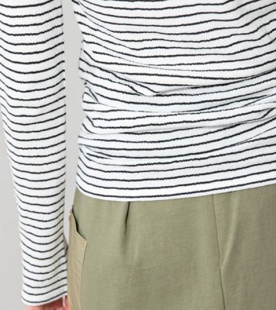 画像9: 30%OFF！ツイストクレープジャージタートルネックプルオーバー《セール商品につき返品不可》