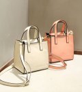 30%OFF！2wayレザースクエアショルダーバッグ《セール商品につき返品不可》
