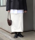 サテンペンシルスカート　Satin Pencil Skirt