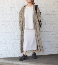 ジャガードパイピングガウン　Jacquard Piping Gown
