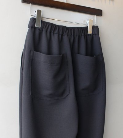 画像22: ストレッチドビーテーパードギャザーパンツ