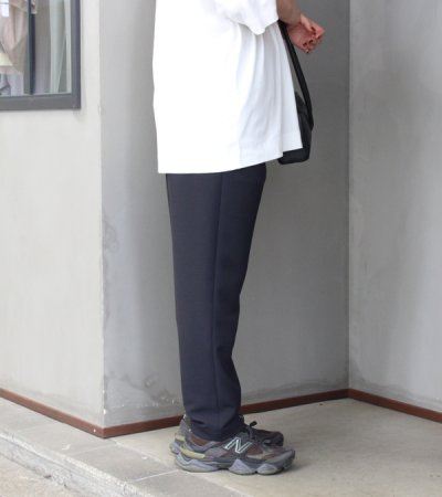 画像12: ストレッチドビーテーパードギャザーパンツ