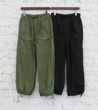 カーゴパンツ