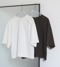 ショルダーレイヤードトップス　Shoulder Layered Tops