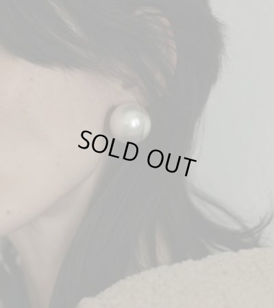 画像1: ビッグパールイヤリング　Big Pearl Earring