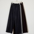 ベロアトラックパンツ　Velour Track Pants