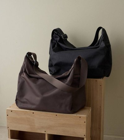 画像1: ナイロンショルダーバッグ　Nylon Shoulder Bag