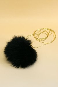 30%OFF！フォックスファーポンポンスラントネックレス　《セール商品につき返品交換不可》