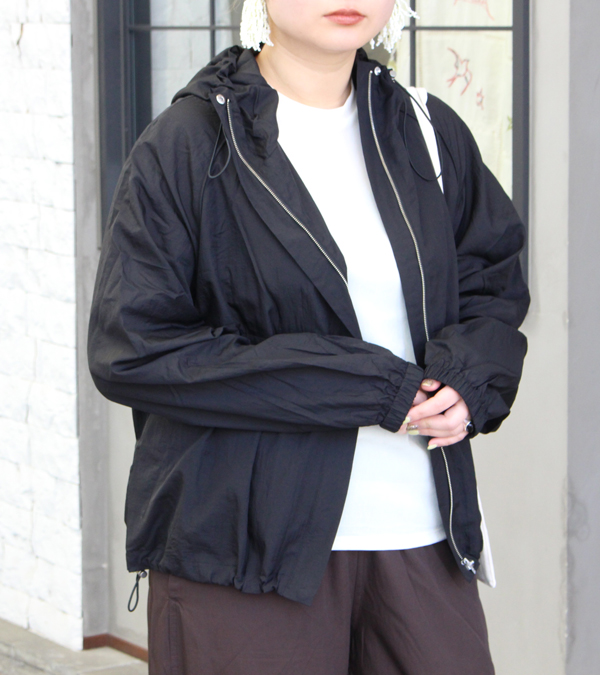 ナイロンライトブルゾン　Nylon Light Blouson