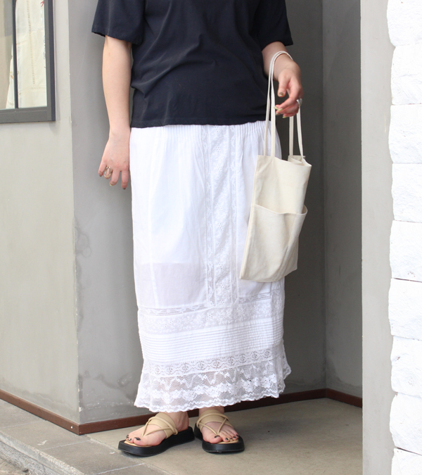 タックレーススカート　Tuck Lace Skirt　