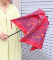 画像21: スカーフ柄晴雨兼用折り畳み傘(ウッドハンドル)
