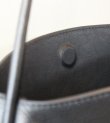画像31: レザーラウンドバッグ　Leather Round Bag