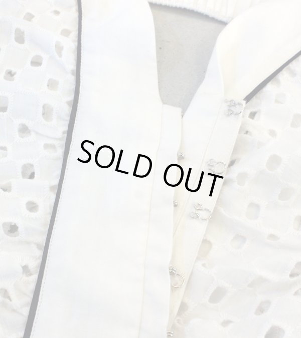 画像10: ボリュームカットワークブラウス　Volume Cutwork Blouse