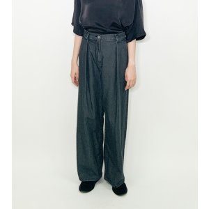 画像:  タックワイドデニムパンツ