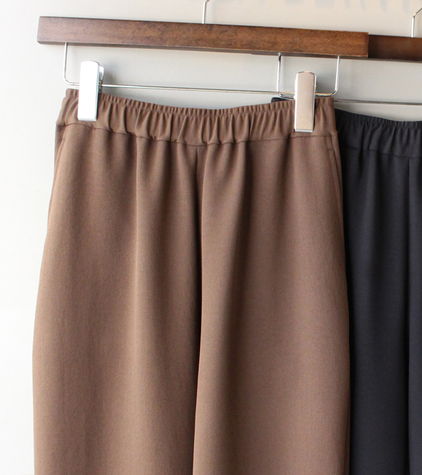 画像15: ストレッチドビーテーパードギャザーパンツ