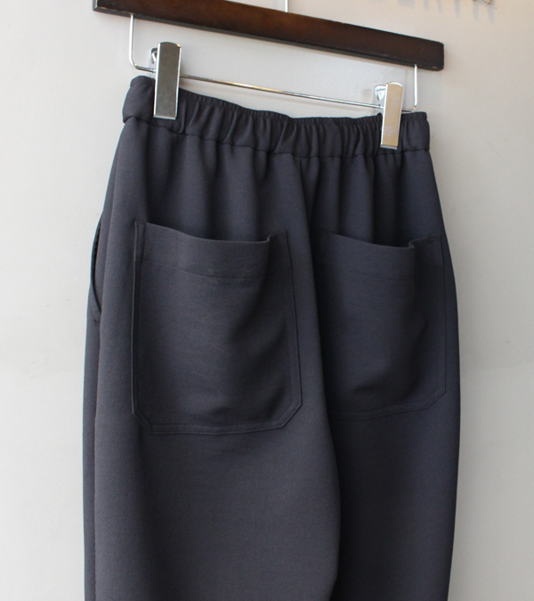 画像22: ストレッチドビーテーパードギャザーパンツ