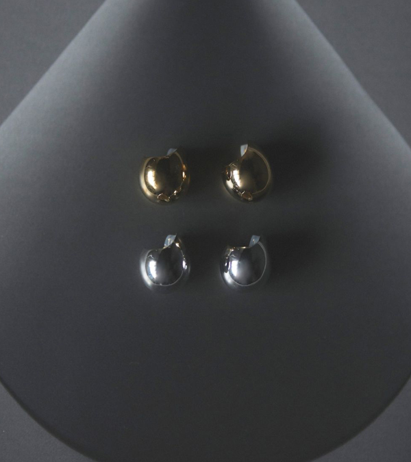画像1: ボリュームボールイヤリング　Volume Ball Earring